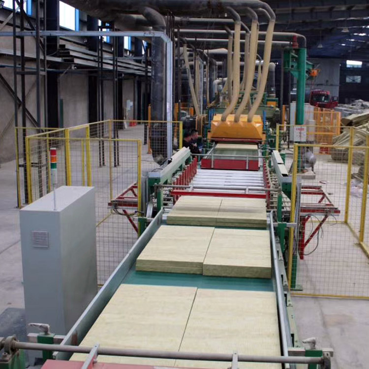 采購巖棉板的注意事項(xiàng)